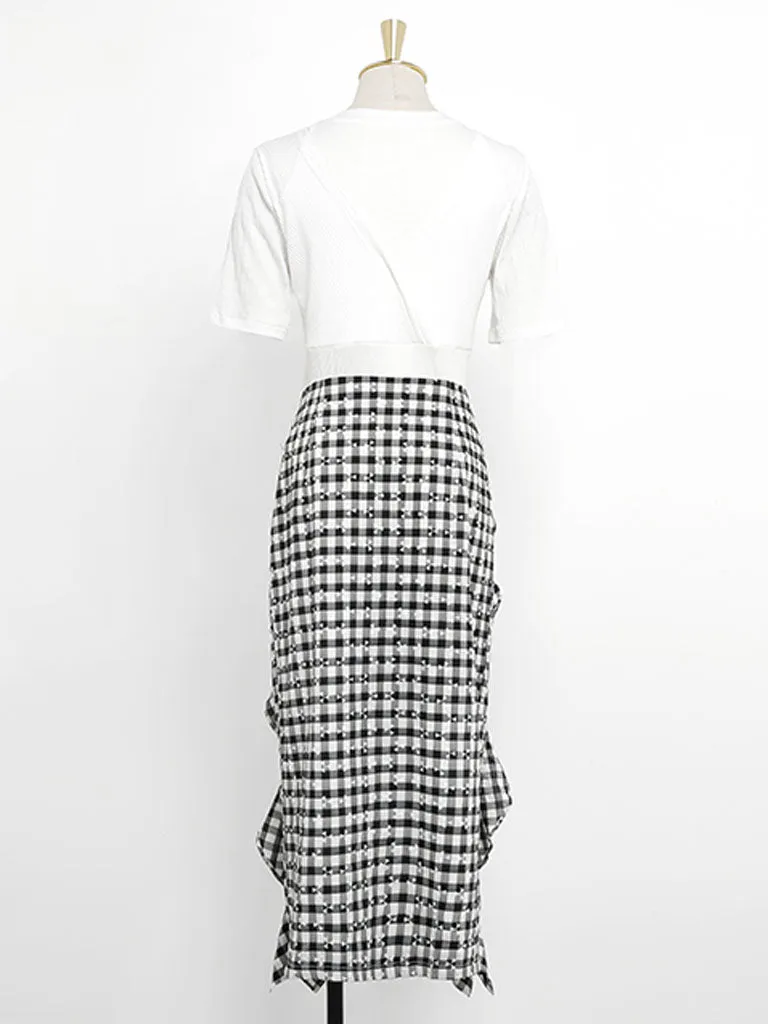 2PS Off The Shoulder White Knitted Top And Lotus Leaf Plaid Skirt Suit