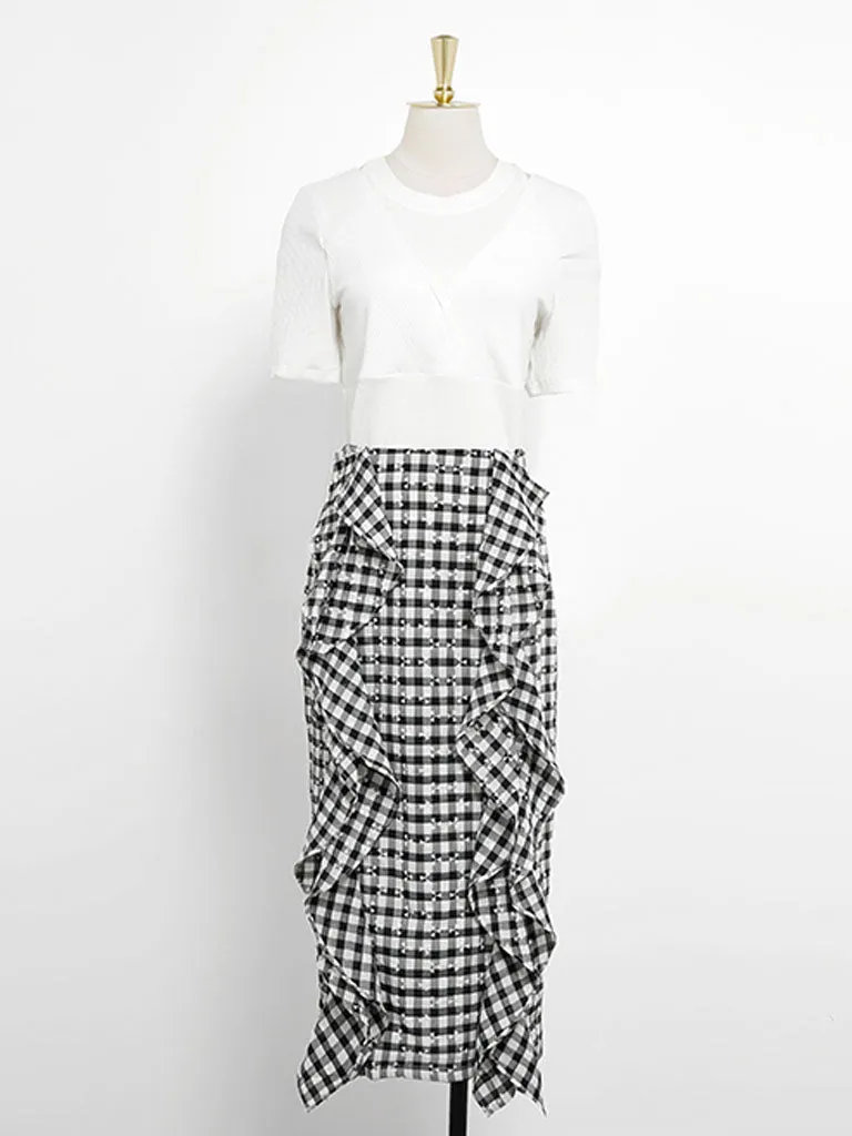 2PS Off The Shoulder White Knitted Top And Lotus Leaf Plaid Skirt Suit