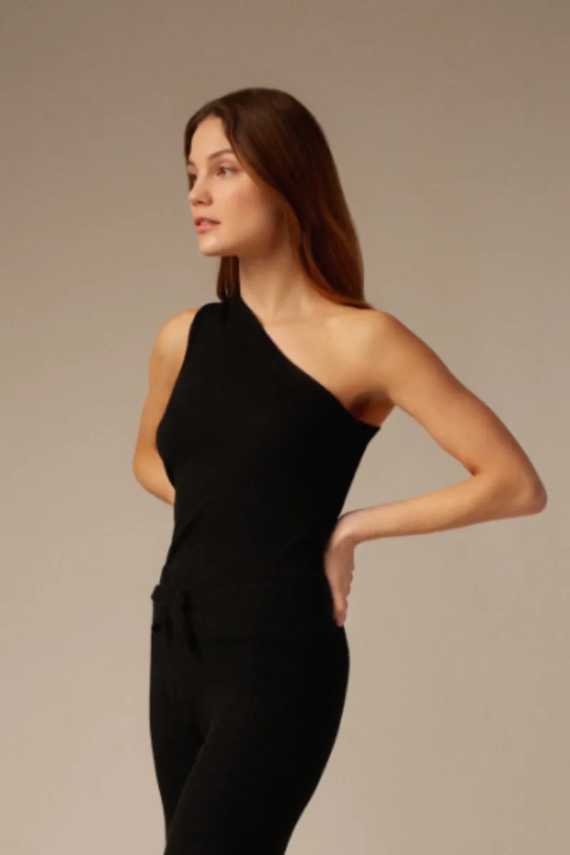 AMIRA CASHMERE TOP IN BLACK