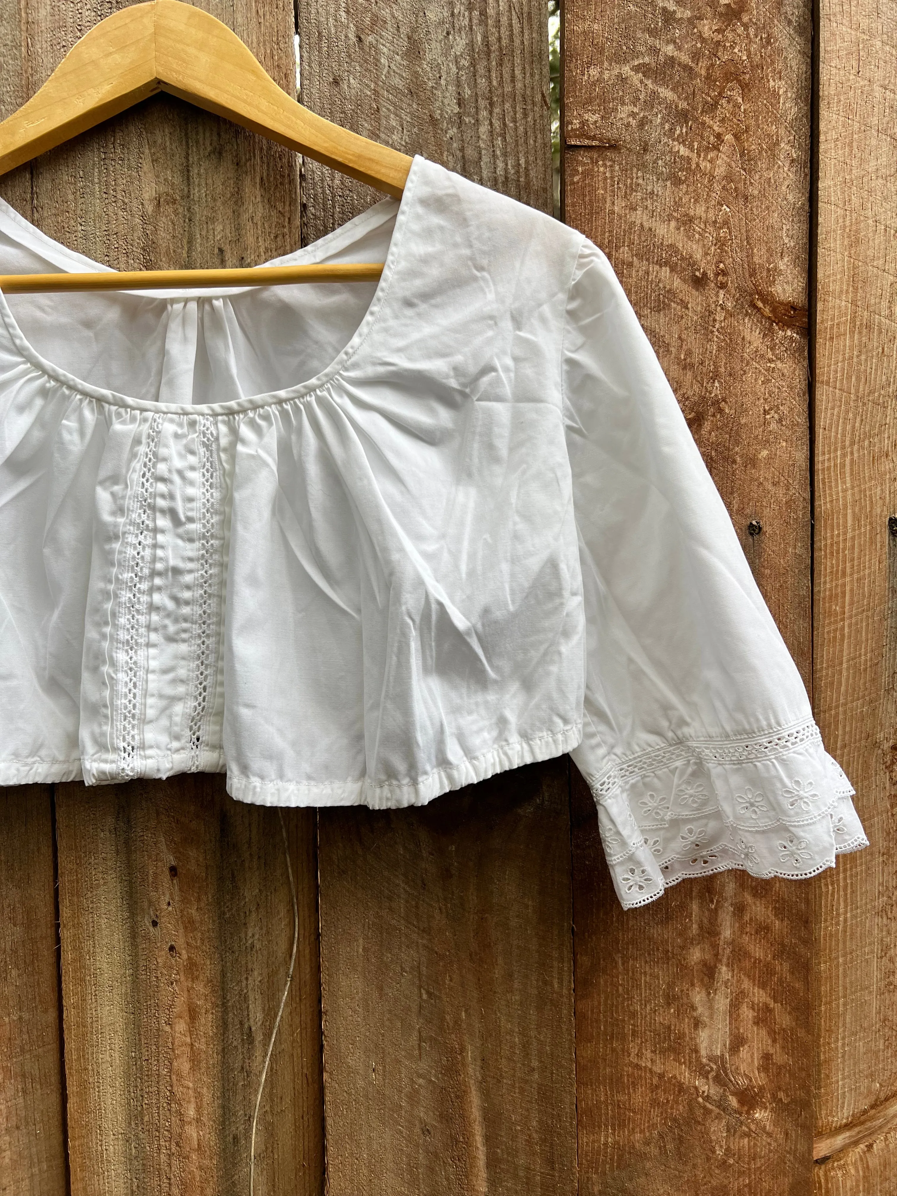 VINTAGE: Cotton & Lace Crop Top